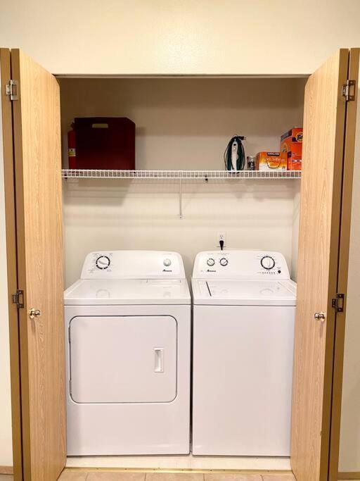דירות Walk To Downtown Leavenworth * Sleeps 6 + Pets * Ground Level Gem! מראה חיצוני תמונה