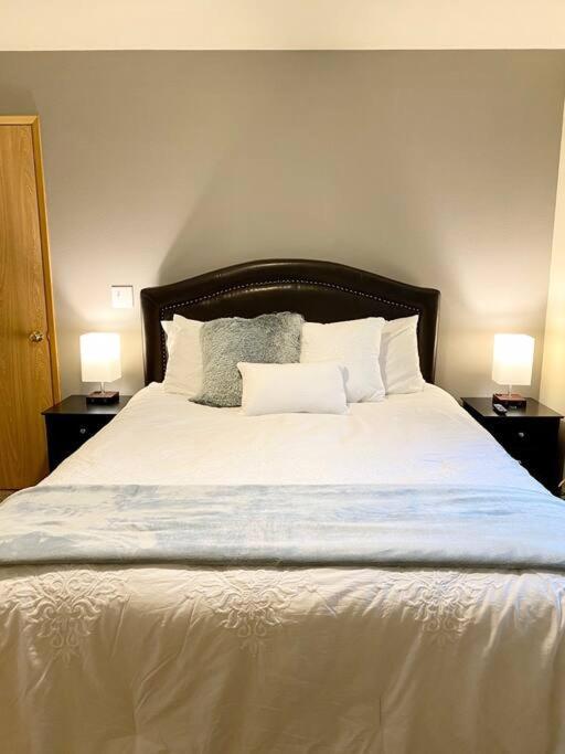 דירות Walk To Downtown Leavenworth * Sleeps 6 + Pets * Ground Level Gem! מראה חיצוני תמונה