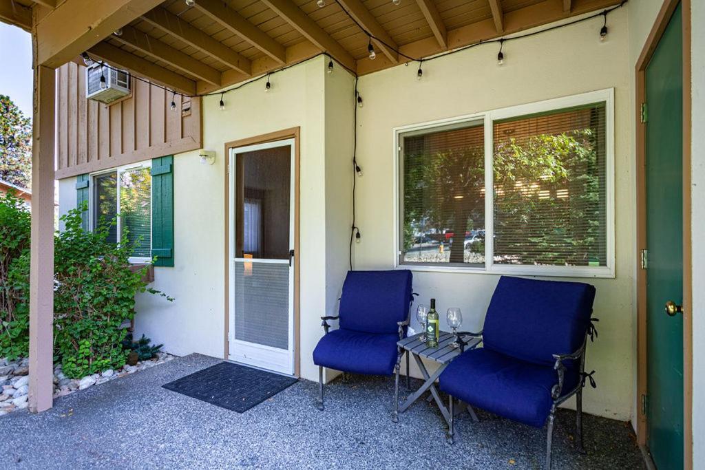 דירות Walk To Downtown Leavenworth * Sleeps 6 + Pets * Ground Level Gem! מראה חיצוני תמונה